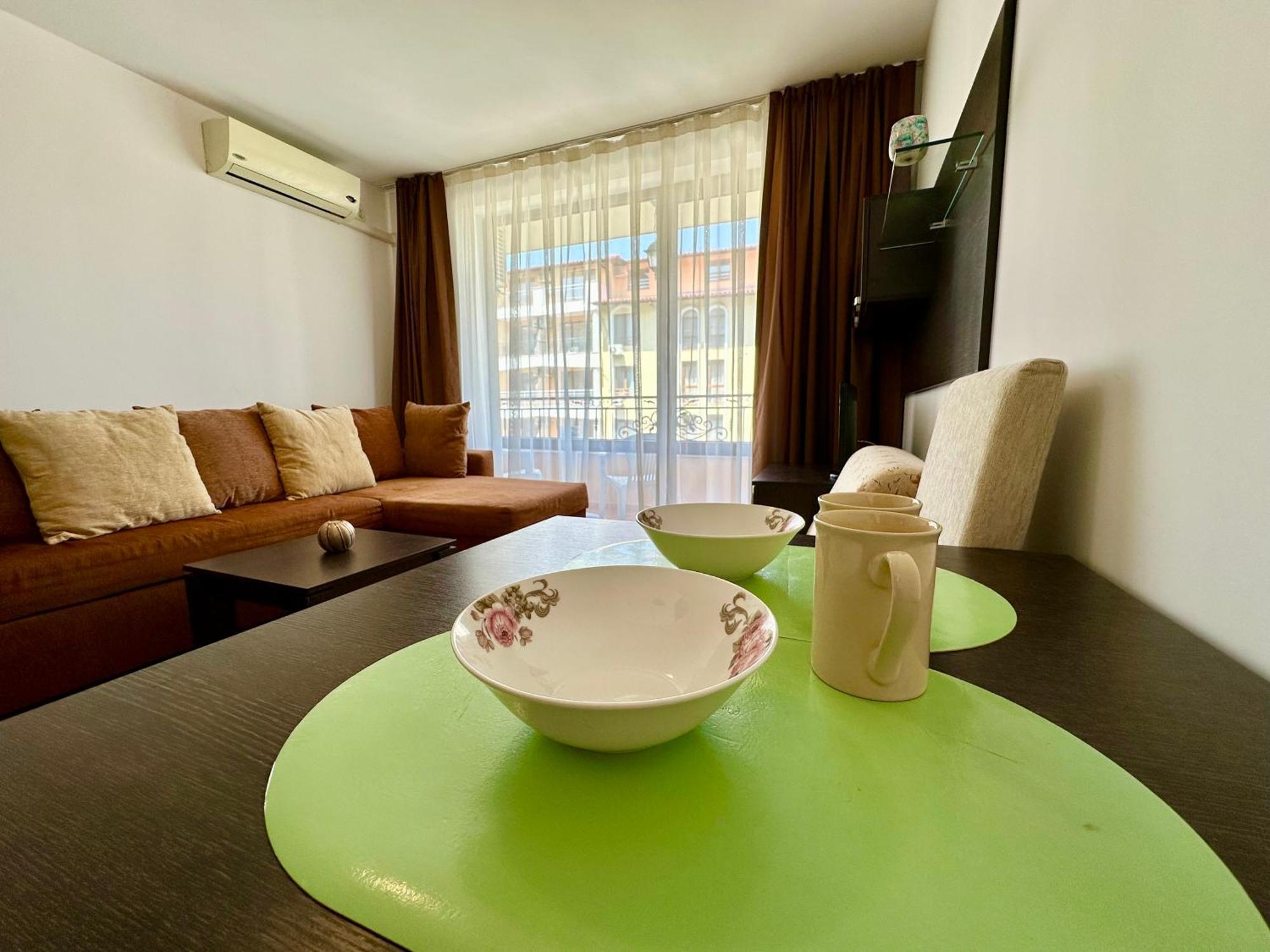 Menada Diamant Apartments Pantai Sunny Ruang foto